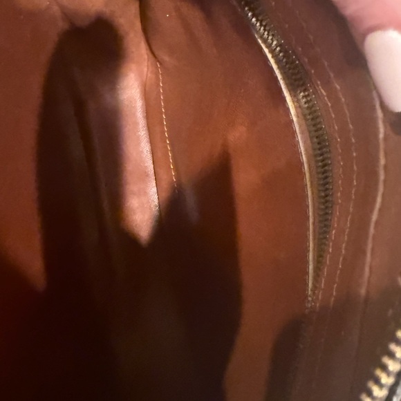 Louis Vuitton Jeune Fille MM Monogram Crossbody or Shoulder Bag Clean Interior - Picture 10 of 14